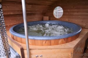 Owalna Sauna Zewnętrzna Ze Zintegrowanym Jaccuzi (43)