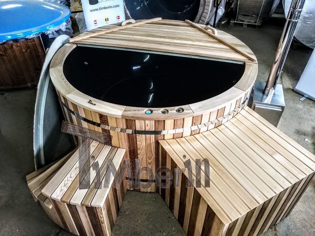 cedar hot tub